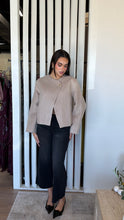 Load image into Gallery viewer, ASTR The Label Jennah Jacket- Oatmeal
