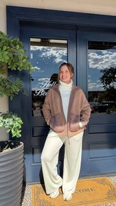 Varley Eleanor Patch Pocket Fleece- Chanterelle