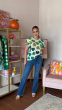 Load image into Gallery viewer, QUEEN OF SPARKLES LIGHT GREEN SHAMROCK TEE

