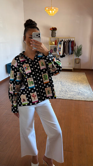 QUEEN OF SPARKLES BLACK & WHITE POLKA DOT SCATTERED MAHJONG BUTTON UP TOP