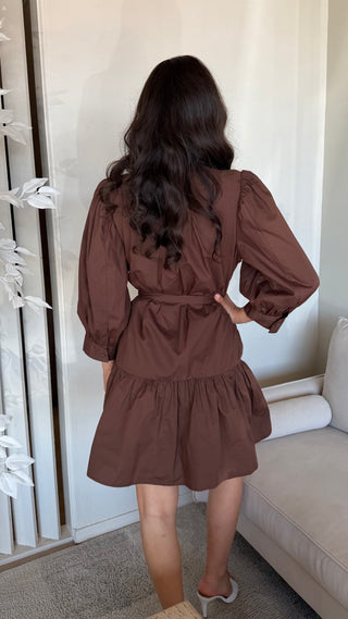 BROWN DRESS WITH PUFF SLEEVES