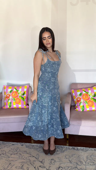 EN SAISON SPLICED EMB FLORAL DENIM FIT N FLARE MIDI DRESS