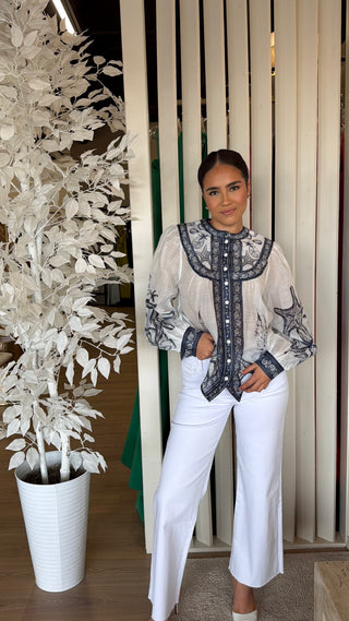 FARM RIO COAST SCARF OFF-WHITE LONG SLEEVE BLOUSE
