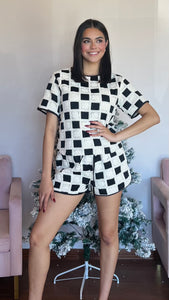 Eyelet Checkered Set