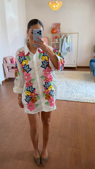 QUEEN OF SPARKLES WHITE MULTI FLOWER BUTTON UP COLLAR DRESS