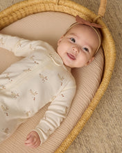 Load image into Gallery viewer, Quincy Mae Zip Long Sleeve Sleeper Footie- Bunnies
