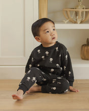 Load image into Gallery viewer, Quincy Mae Relaxed Fleece Sweat Set- Crossbones
