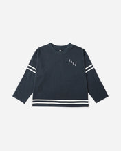 Load image into Gallery viewer, RYLEE + CRU CAMDEN LONG SLEEVE TEE-NAVY
