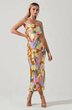 Load image into Gallery viewer, ASTR The Label Annabeth Lime Rust Floral Dress
